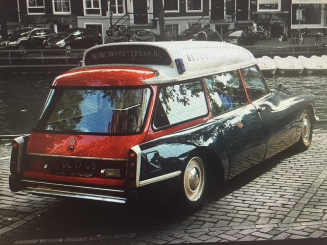 Super Rare Old Front Citroen, in Breaks, DS Ambulance 1967, from Paris - Image 2
