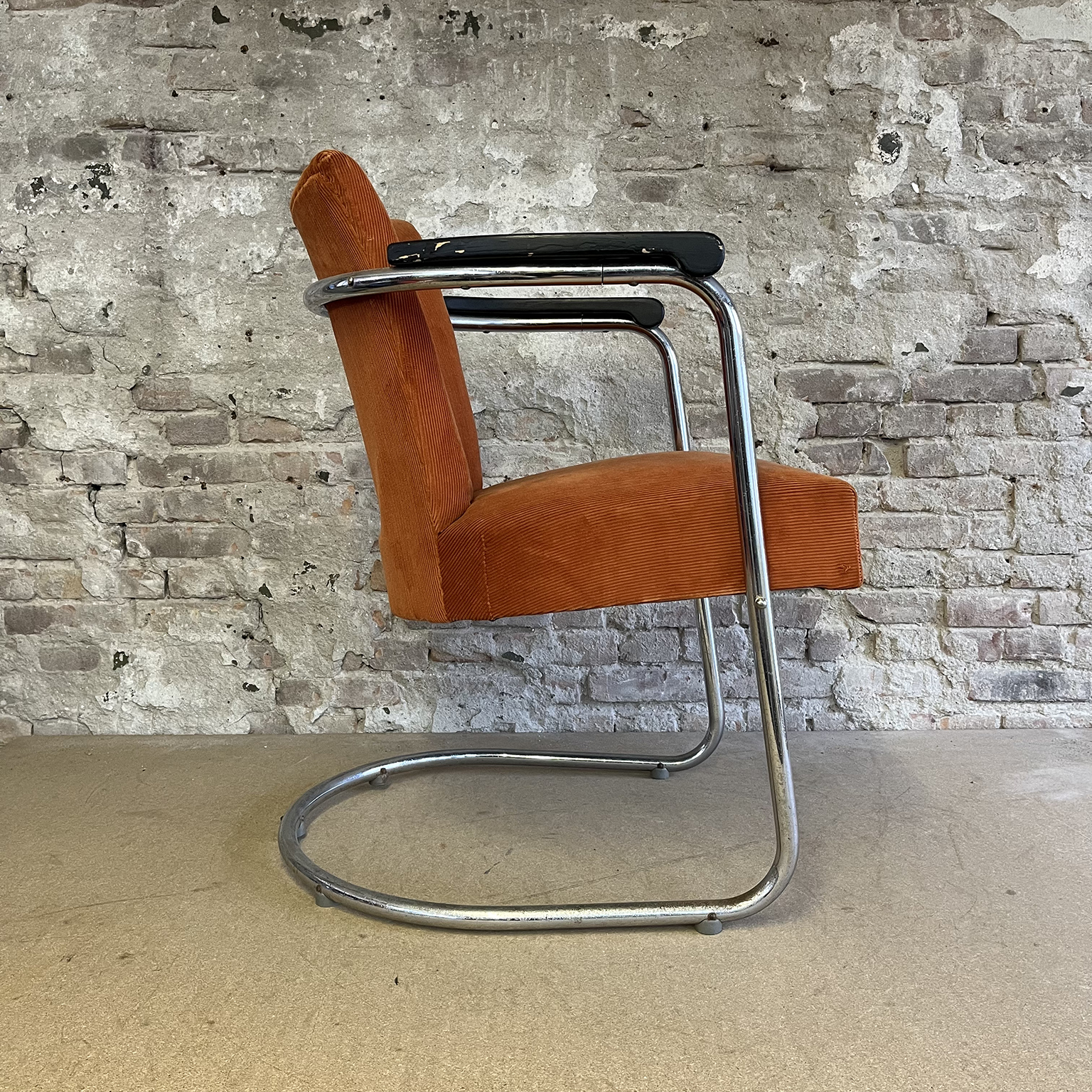 S 169, Tubular Easy Chair in Orange Light Brown Manchester with Wooden Armrests and Upholstery Unique Tilt Mechanism De Cirkel - Image 3