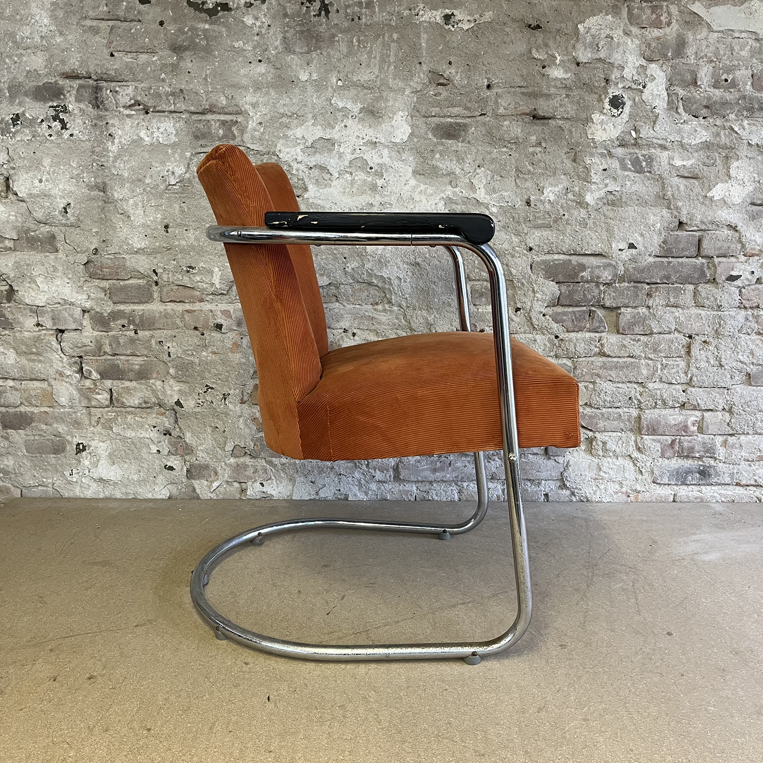 S 169, Tubular Easy Chair in Orange Light Brown Manchester with Wooden Armrests and Upholstery Unique Tilt Mechanism De Cirkel - Image 4