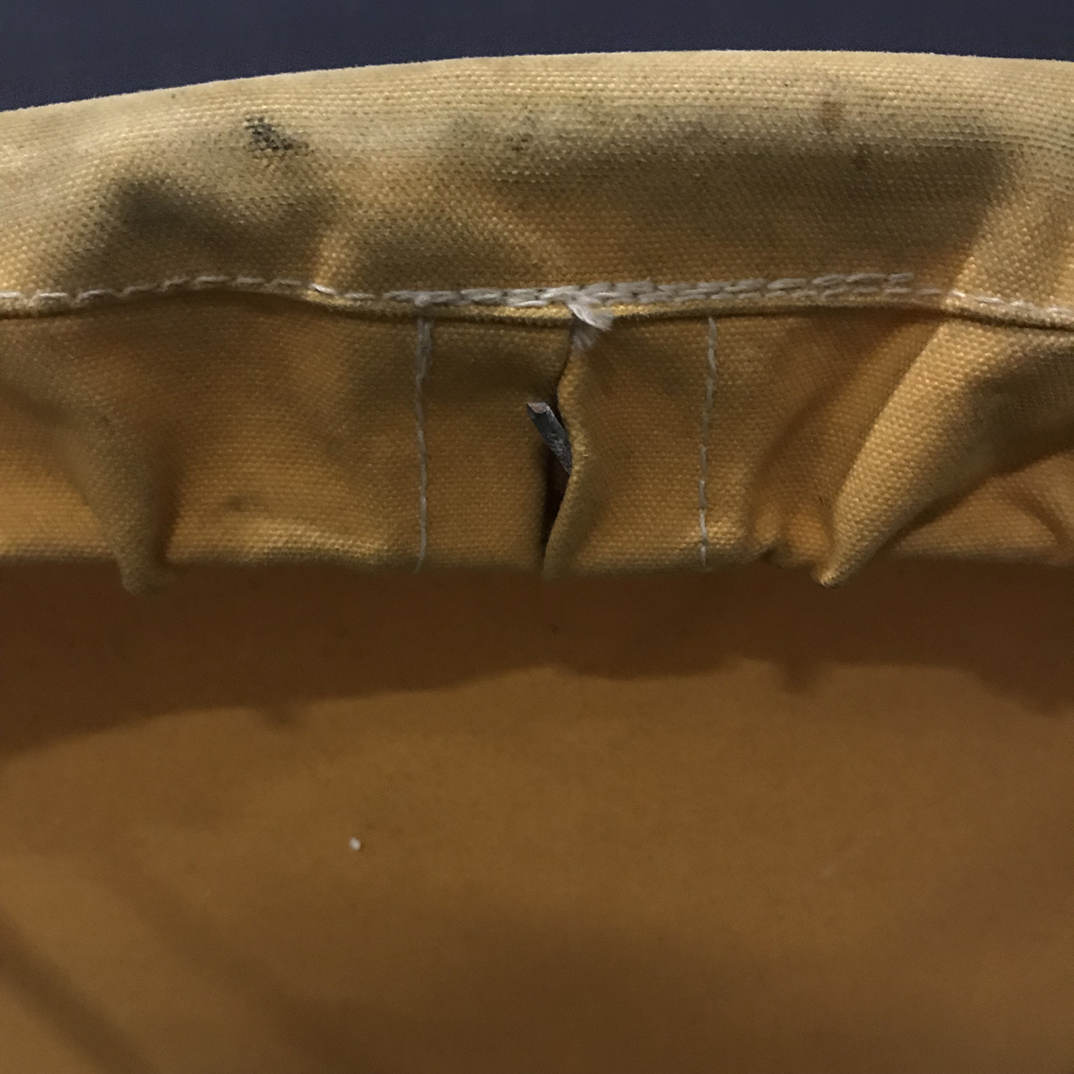 Elegant Sixties Hammock Chair with White Base in Style of Ferrari and Hardoy Plus Bertoia - Image 15