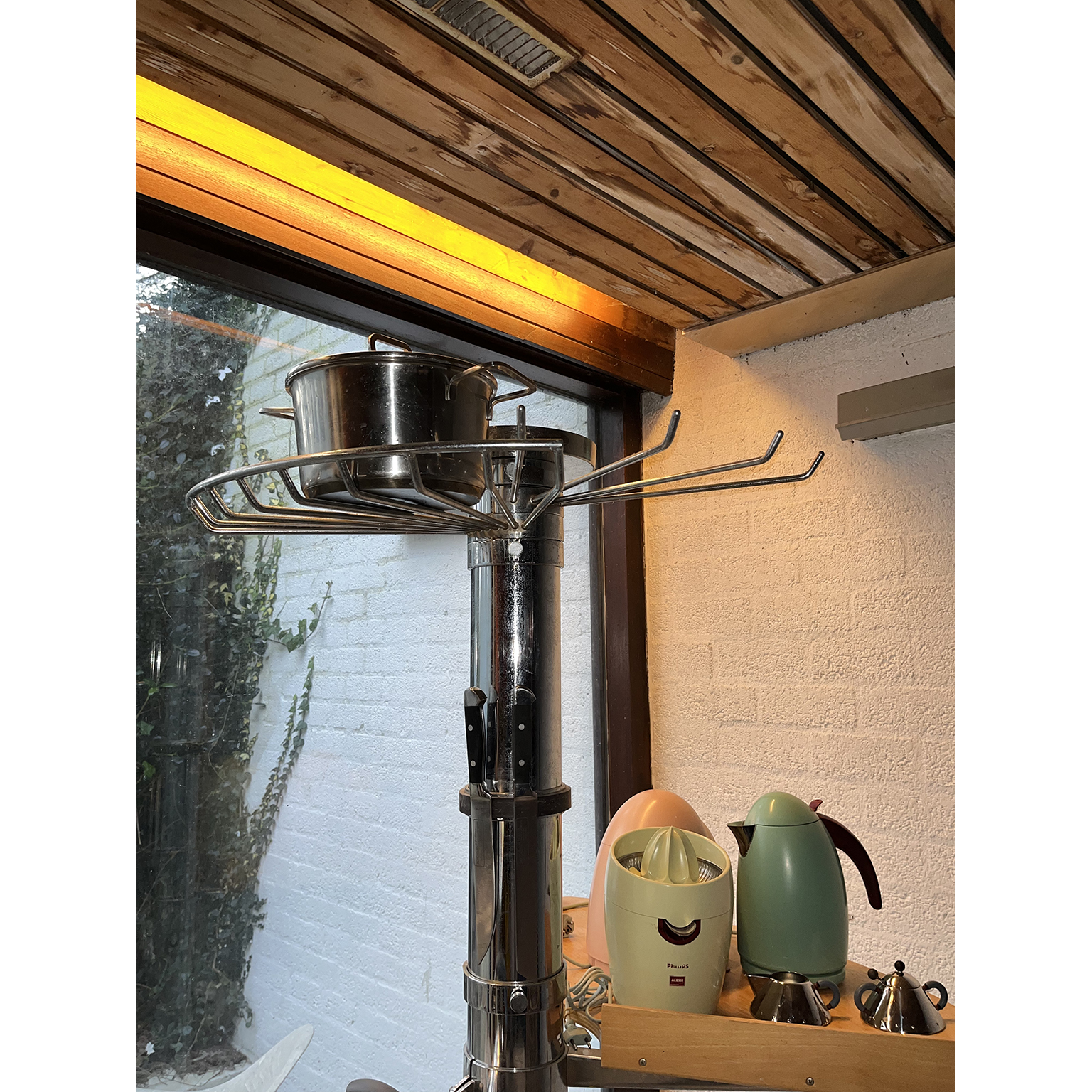 Kitchen Tree, Wewerka - Image 8