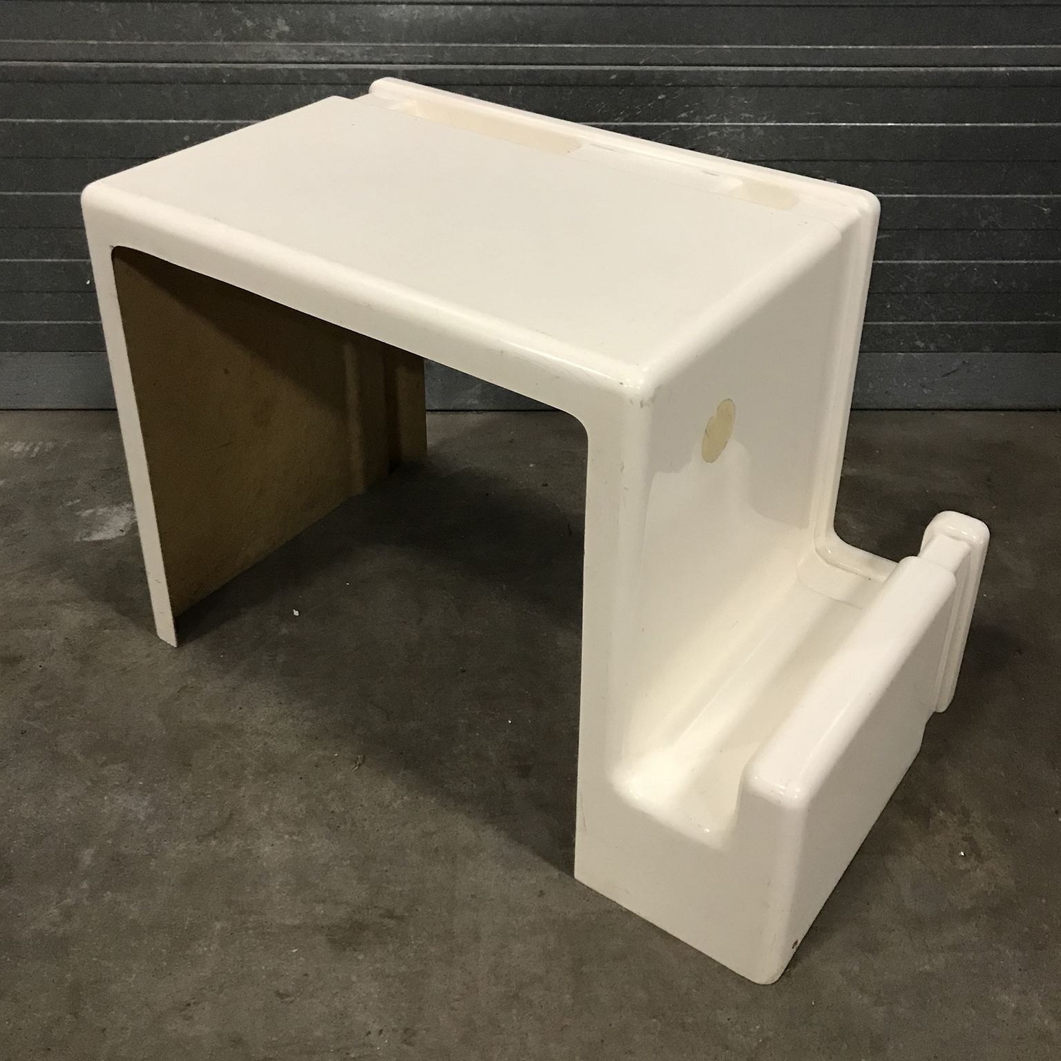 Rare 1970s Off-White Plastic Children Desk with Stool - Image 19
