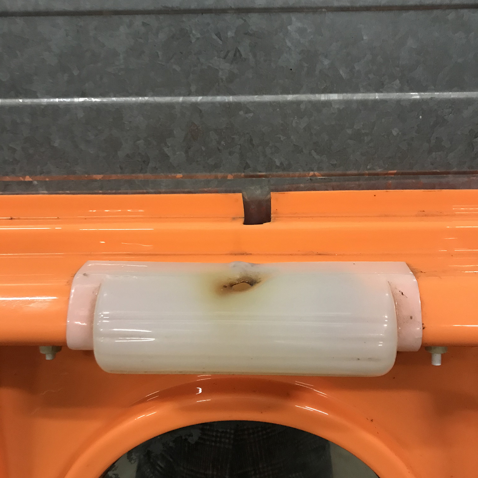 Seventies Orange Plastic Washstand - Image 16