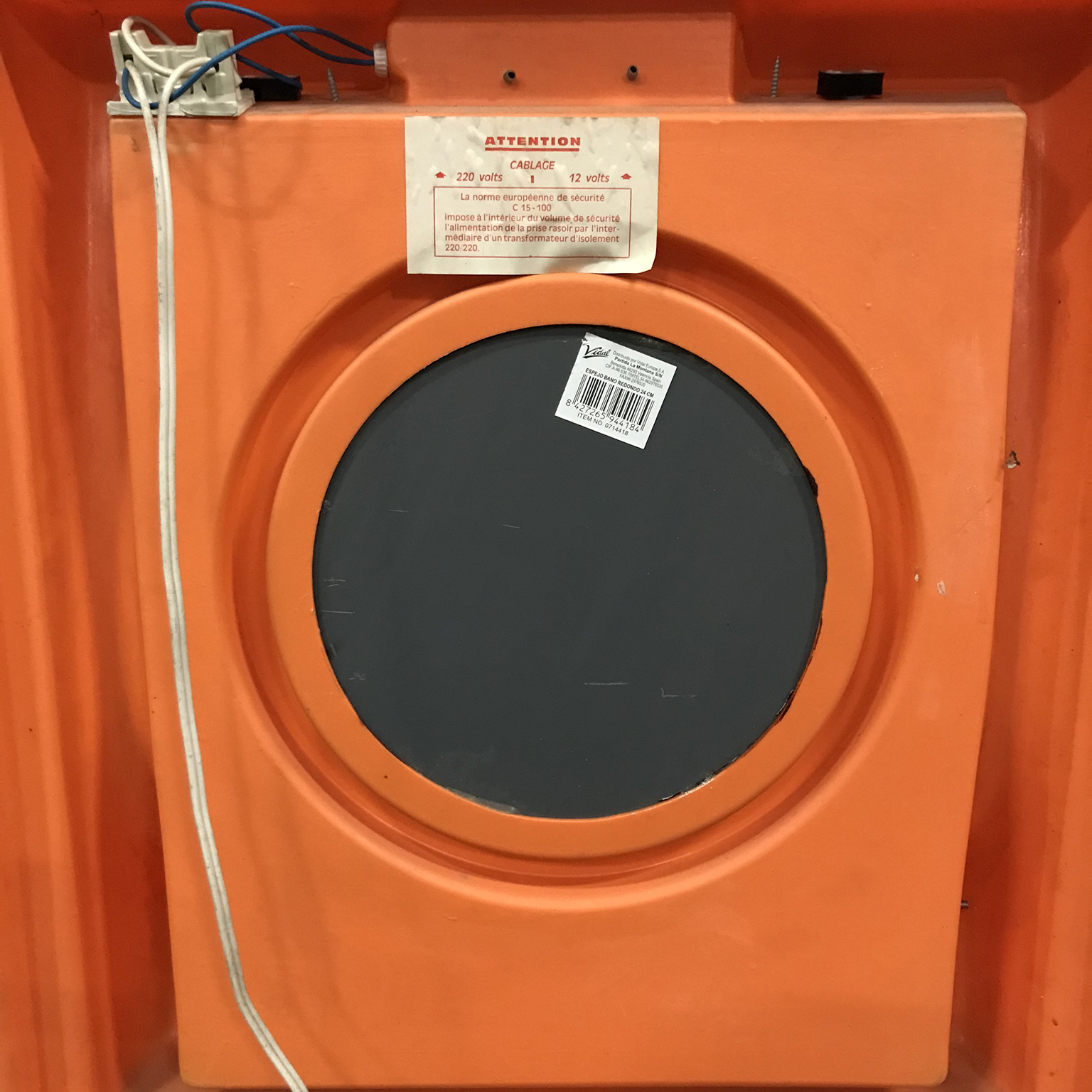 Seventies Orange Plastic Washstand - Image 18