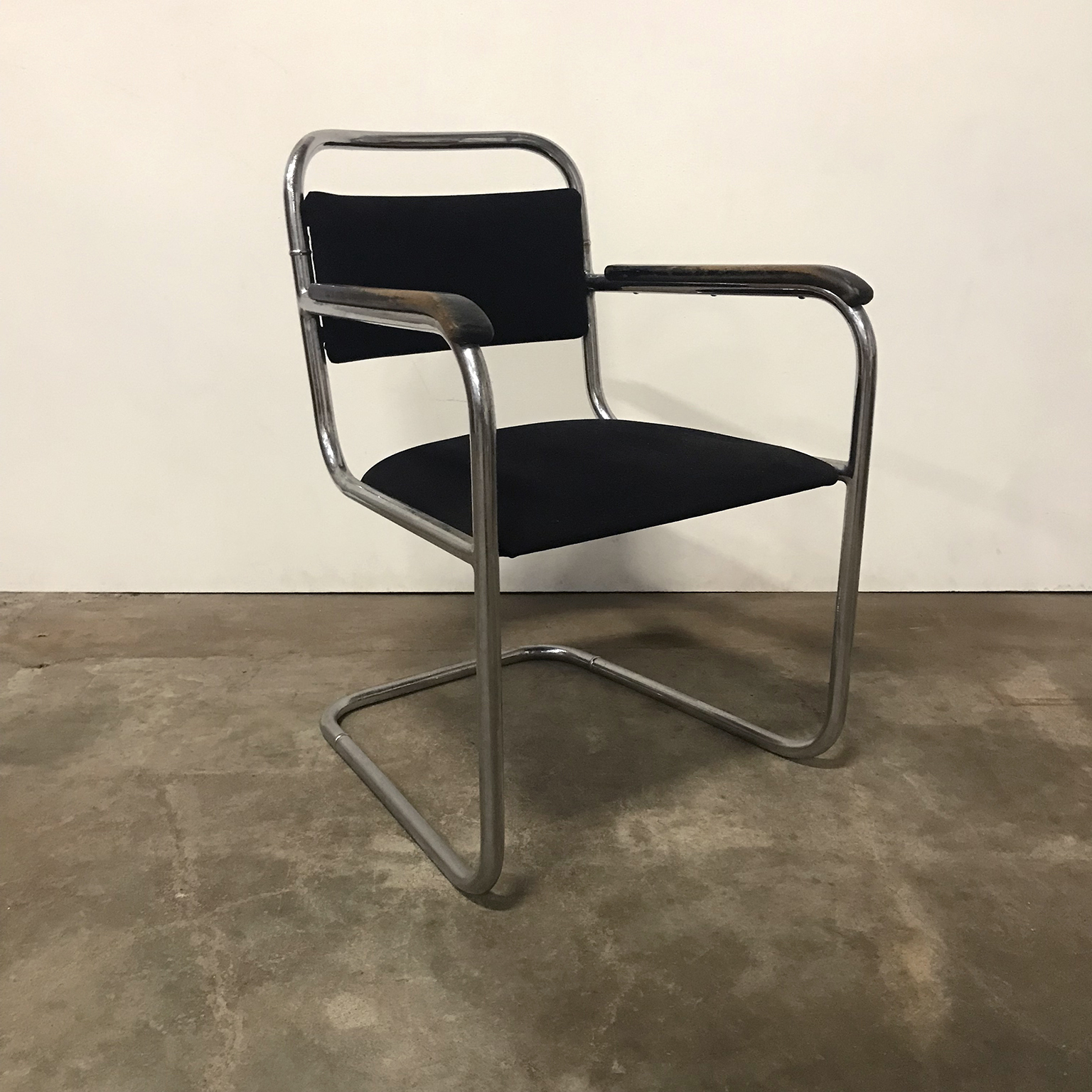 Set of Original Tubular Chairs with Black Upholstery - Image 3