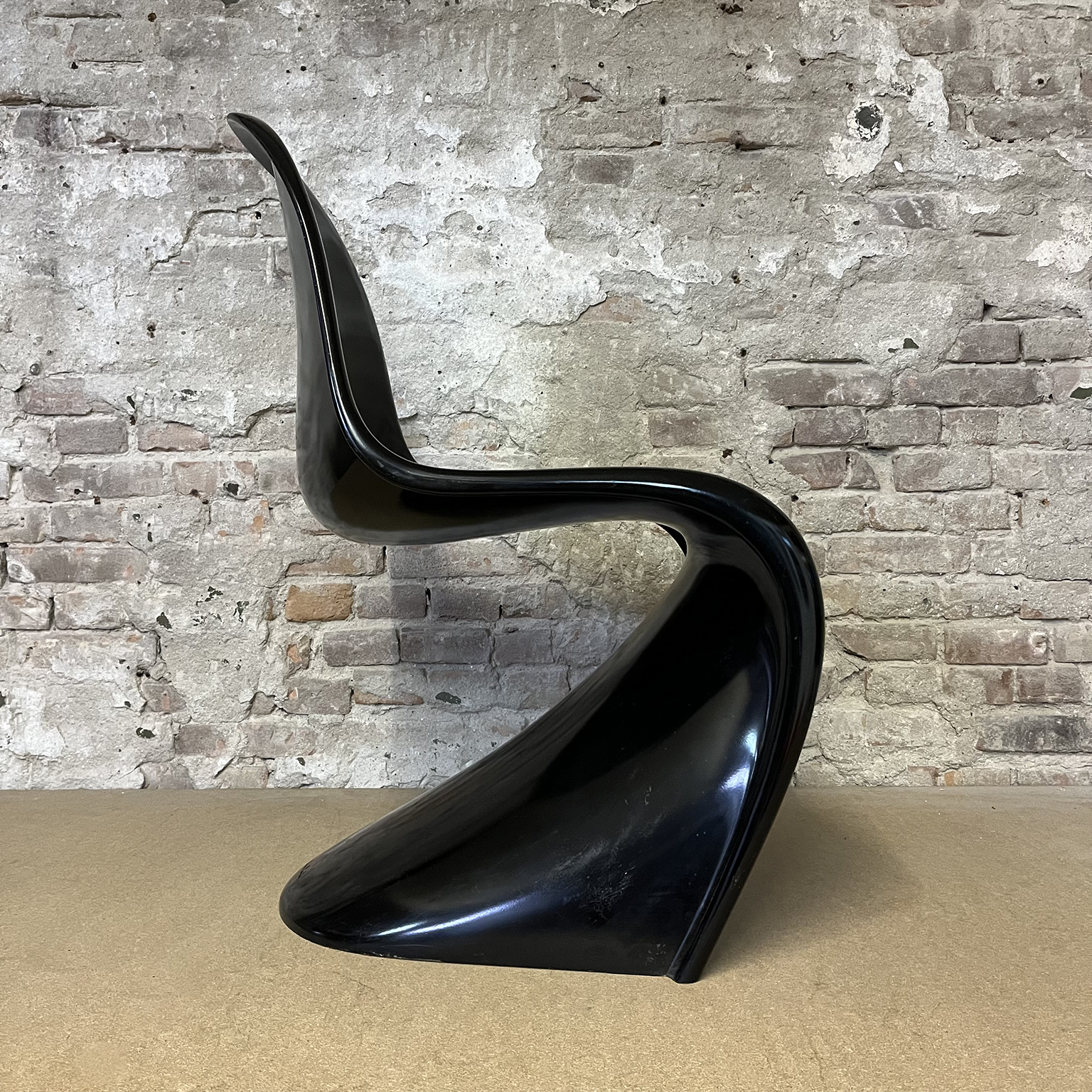Black Stacking Chair Fiberglas, Verner Panton - Image 6
