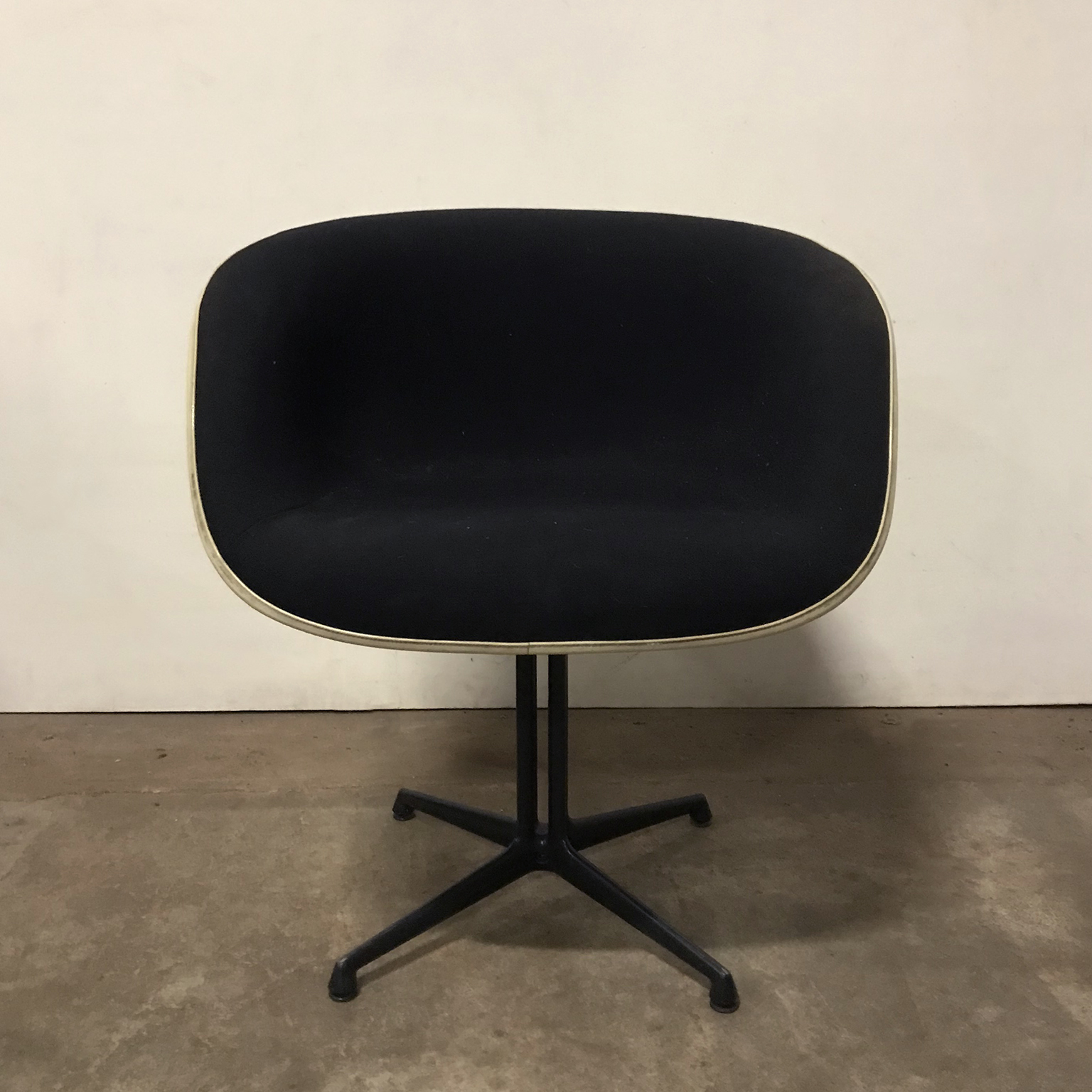La Fonda Armshell in Black Upholstery and Black Base - Image 6